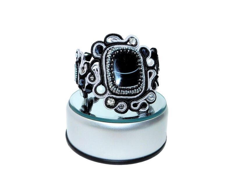 Handmade Bead Embroidered Soutache Bracelet with Onyx Agate