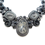 agate quartz bib necklace